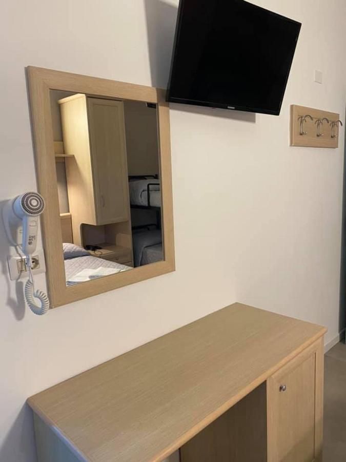 לידו די סביו Hotel Rex מראה חיצוני תמונה
