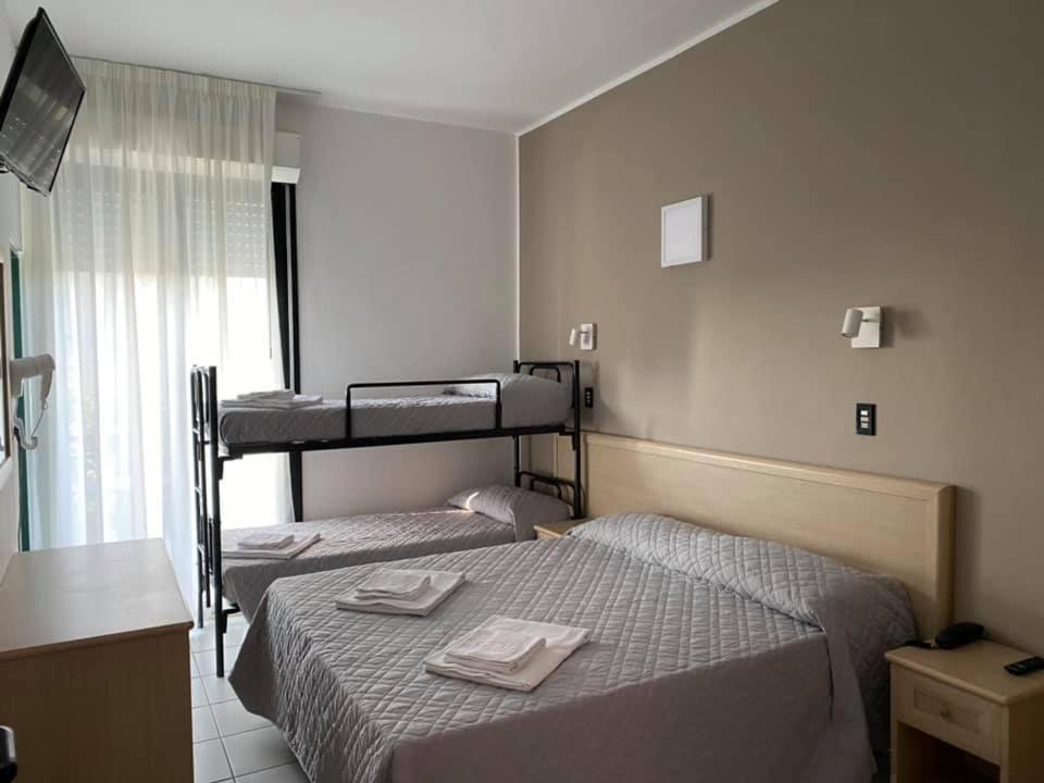 לידו די סביו Hotel Rex מראה חיצוני תמונה