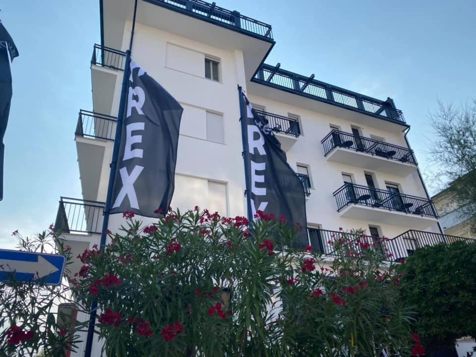 לידו די סביו Hotel Rex מראה חיצוני תמונה